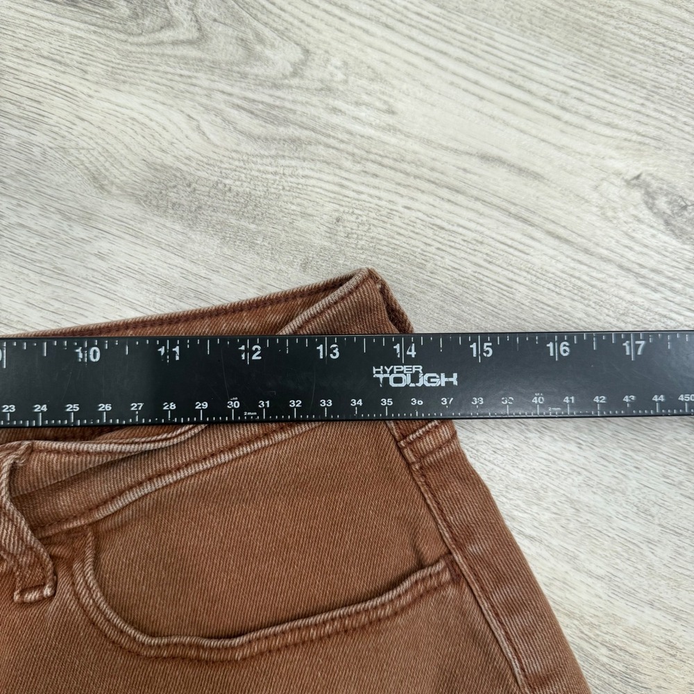 Hollister Brown Curvy Ultra High-Rise Mom Shorts Size 7 W28 Frayed Hem Stretch - Picture 3 of 6